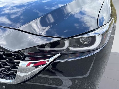 Certified 2022 MAZDA CX-5 Signature image 10