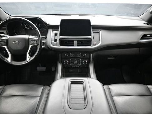 Used 2021 Chevrolet Suburban LT AWD/4WD image 21