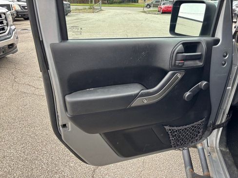 Used 2013 Jeep Wrangler Sport image 9