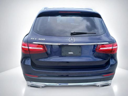 Used 2018 Mercedes-Benz GLC 300 w/ Premium Package image 6