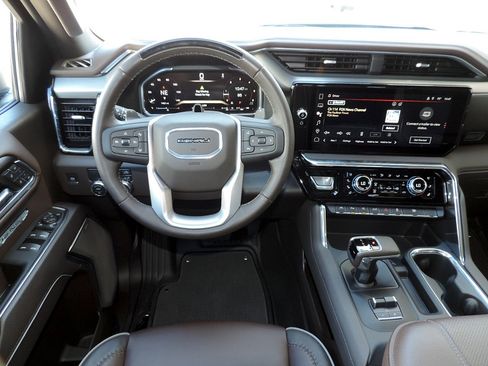 Certified 2026 GMC Sierra 1500 Denali RWD image 15