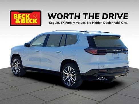New 2026 GMC Acadia Denali Ultimate AWD/4WD image 7