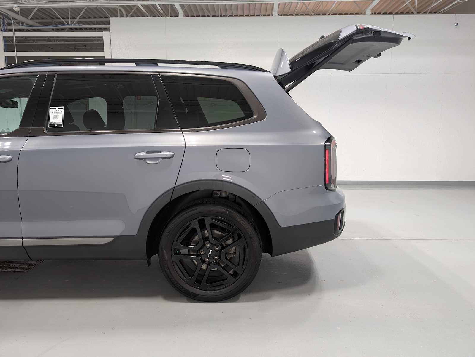 Used 2023 Kia Telluride EX X-Line AWD/4WD image 11