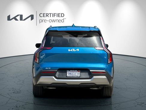 Certified 2024 Kia EV9 Wind AWD/4WD image 5
