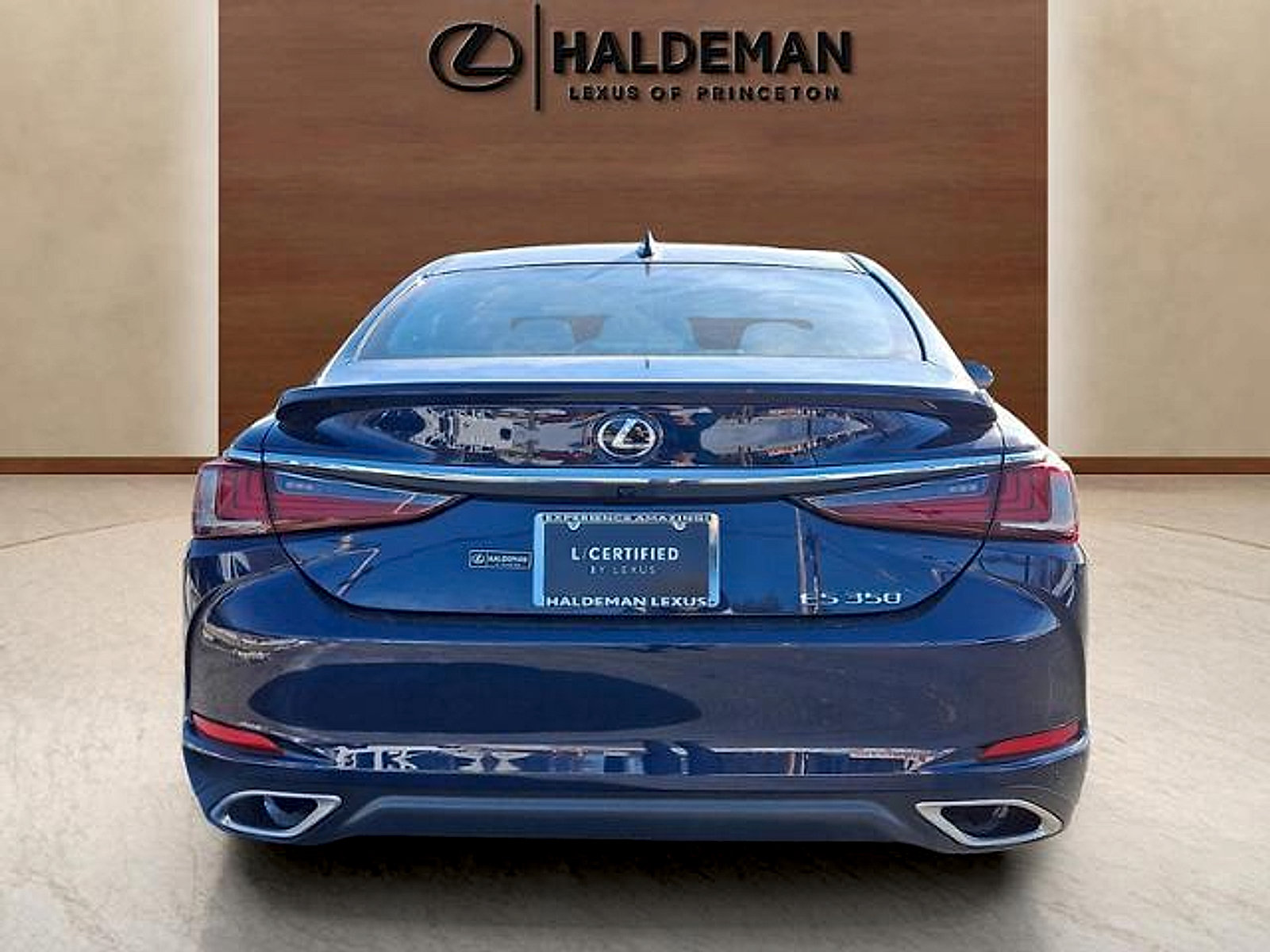 Used 2022 Lexus ES 350 w/ Premium Package FWD image 6