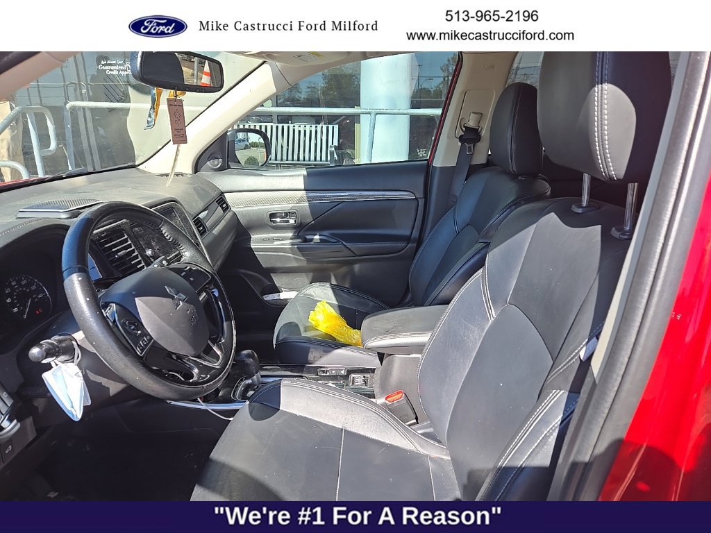 Used 2019 Mitsubishi Outlander SE AWD/4WD image 6