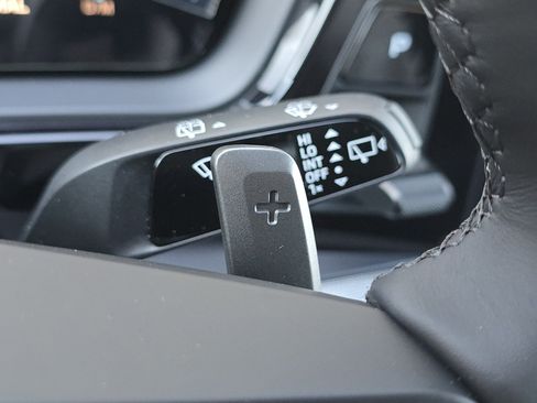 New 2026 Porsche Cayenne image 27