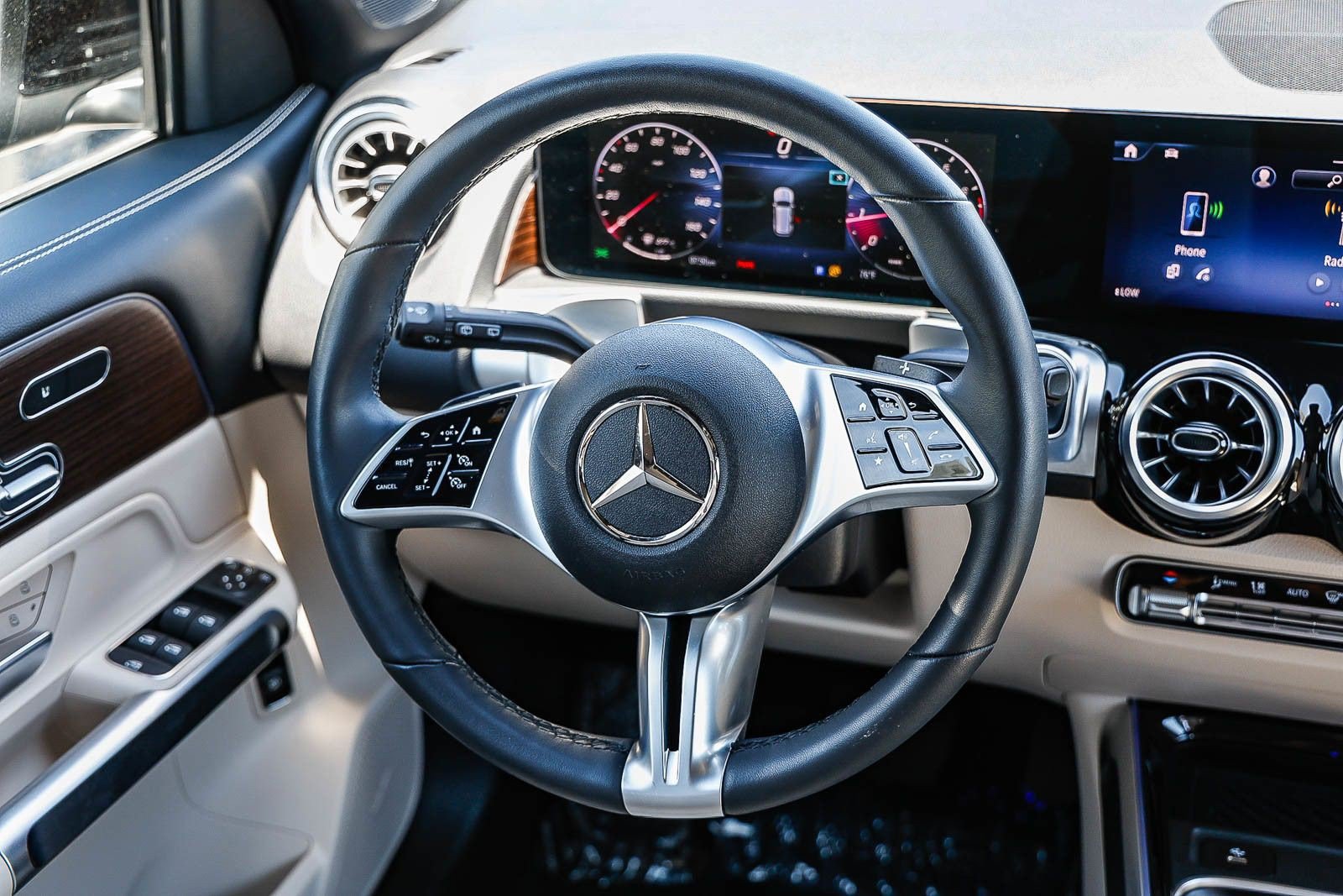 Certified 2026 Mercedes-Benz GLB 250 image 14