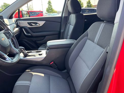 Used 2025 Chevrolet Blazer LT FWD image 21