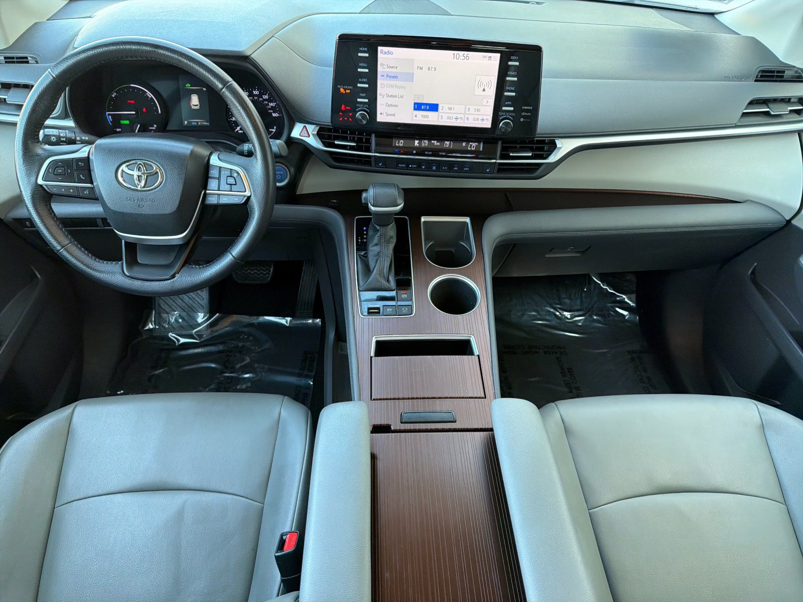 Used 2022 Toyota Sienna XLE FWD image 15