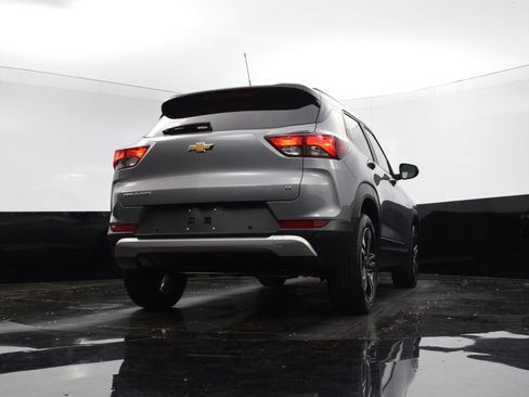 New 2025 Chevrolet TrailBlazer LT w/ Convenience Package FWD image 21