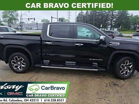 Used 2023 GMC Sierra 1500 SLT w/ SLT Premium Package AWD/4WD image 11