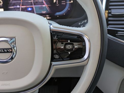 Used 2024 Volvo XC90 T8 Plus w/ Protection Package Premier image 18