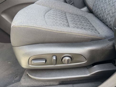 Certified 2023 Chevrolet Equinox LT FWD image 14