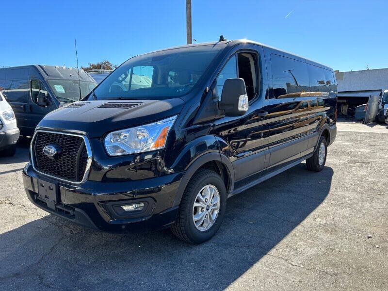 Used 2021 Ford Transit 350 XLT RWD image 3