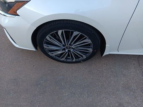 New 2025 Nissan Altima 2.5 SL image 37