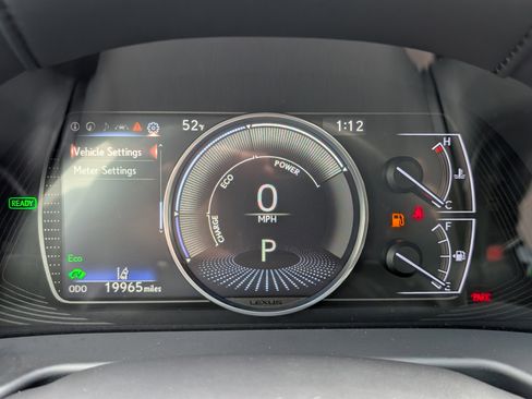 Used 2019 Lexus ES 300h w/ Premium Package image 27