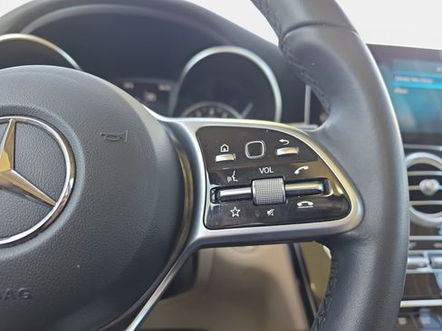 Used 2022 Mercedes-Benz GLC 300 image 18