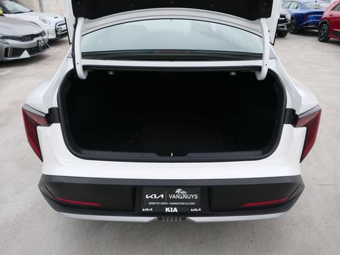 Certified 2025 Kia K4 EX image 23