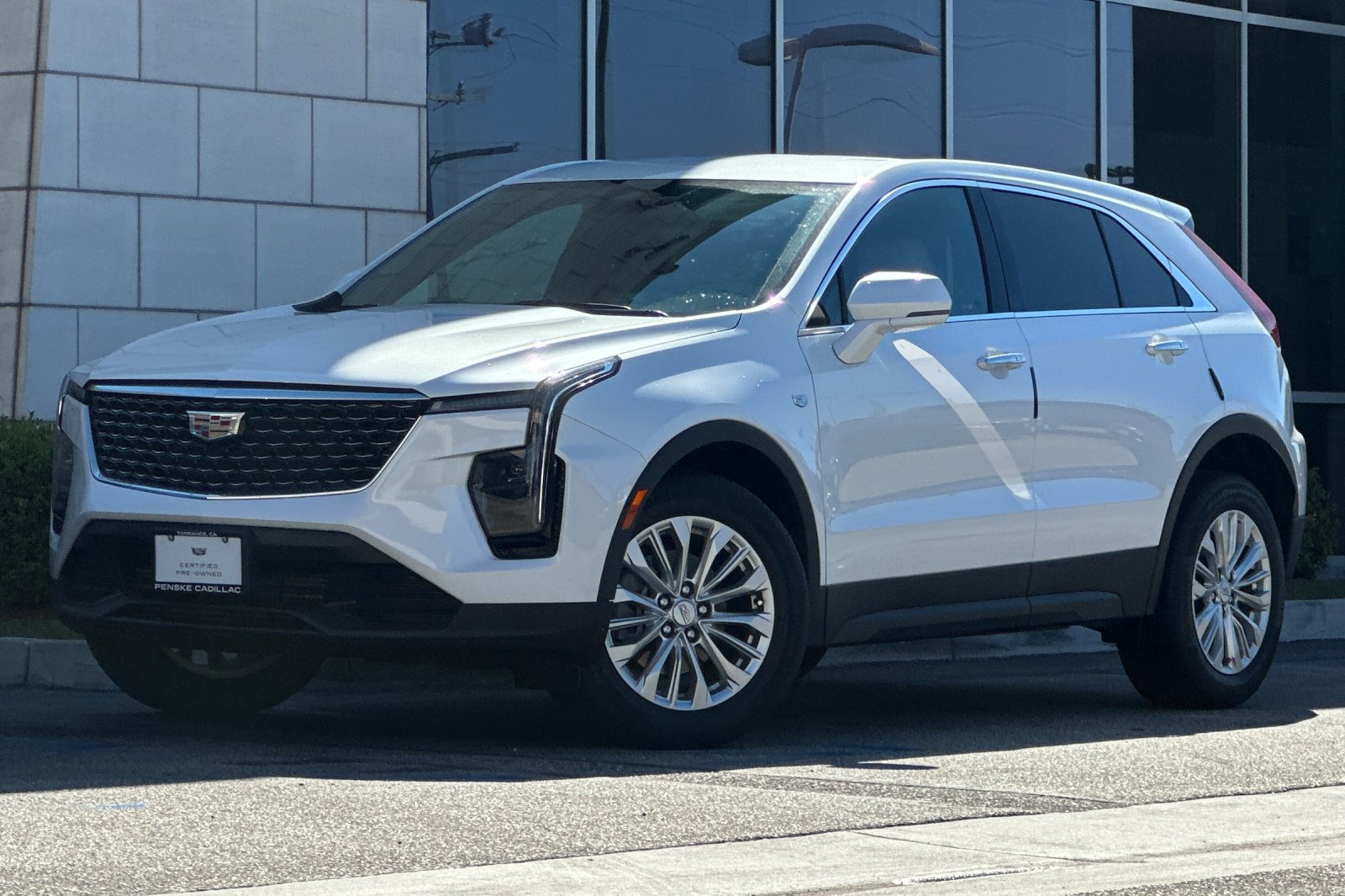 Used 2024 Cadillac XT4 Luxury FWD image 8
