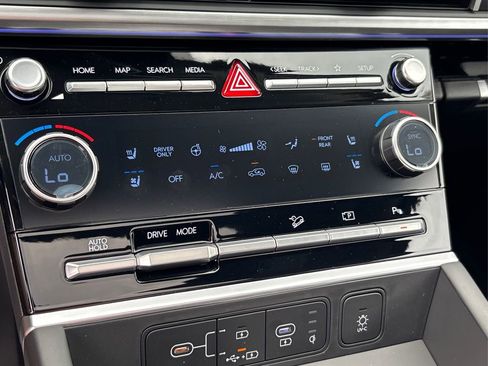 New 2025 Hyundai Santa Fe Limited image 27