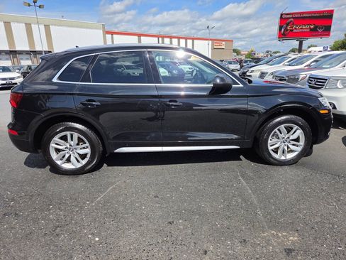 Used 2020 Audi Q5 2.0T Premium w/ Convenience Package AWD/4WD image 5