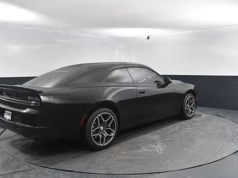 Used 2026 Dodge Charger Scat Pack AWD/4WD image 9