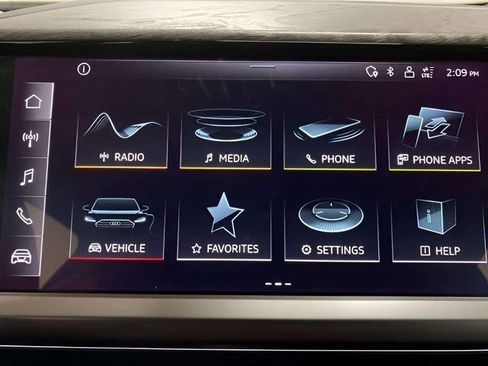 Used 2024 Audi Q4 e-tron Premium w/ Convenience Package image 43