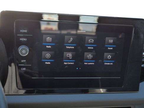 Used 2025 Volkswagen Jetta Sport FWD image 37
