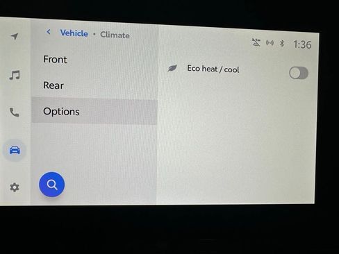 Used 2025 Toyota Sienna LE image 33