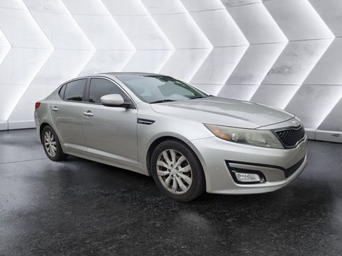 Used 2014 Kia Optima EX FWD image 2