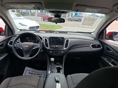 Used 2024 Chevrolet Equinox LT FWD image 11