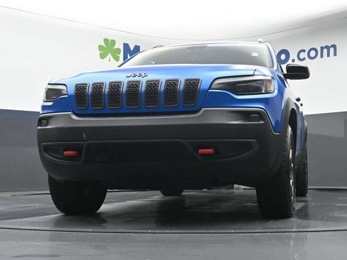 Used 2022 Jeep Cherokee Trailhawk w/ Premium Leather Package AWD/4WD image 7