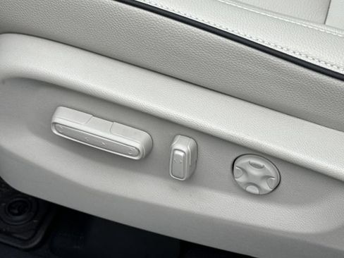 New 2026 Honda Odyssey Touring image 27