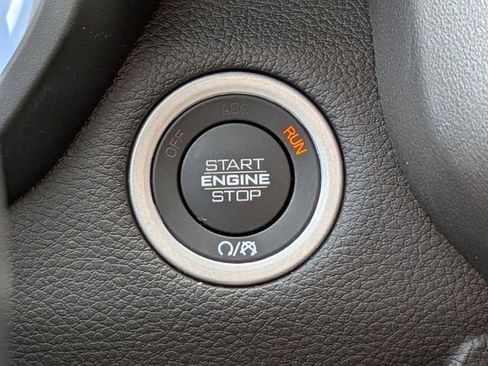 Used 2022 RAM 1500 Big Horn image 32