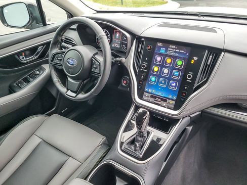 Certified 2025 Subaru Outback Onyx Edition image 19