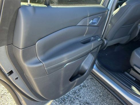 New 2026 Chevrolet Traverse LT w/ Driver Confidence Package image 16