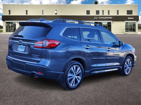 Used 2022 Subaru Ascent Touring image 3