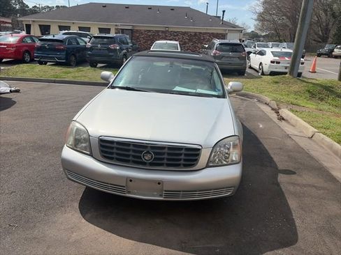 Used 2003 Cadillac De Ville DHS w/ Safety & Security Package image 33