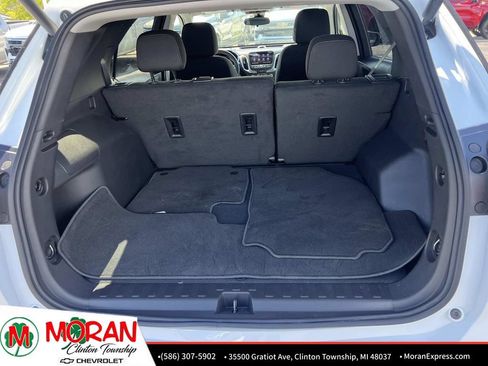 Certified 2024 Chevrolet Equinox LT FWD image 12