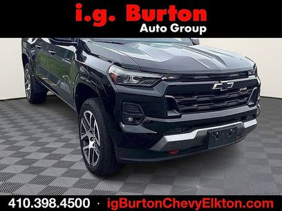 Used 2024 Chevrolet Colorado Z71 w/ Z71 Convenience Package 2