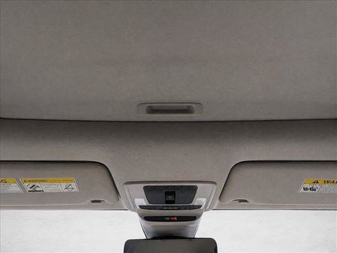 Used 2024 Honda HR-V EX-L image 11
