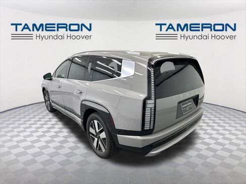 New 2026 Hyundai Ioniq 9 SEL image 3