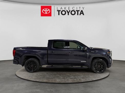 Used 2022 GMC Sierra 1500 Elevation w/ Elevation Premium Package AWD/4WD image 11