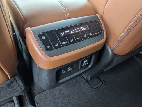 Certified 2023 Nissan Pathfinder Platinum image 30