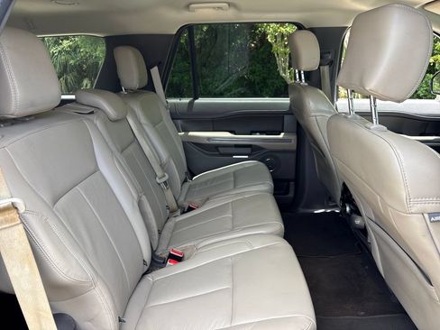 Certified 2020 Ford Expedition XLT w/ Equipment Group 202A RWD image 29