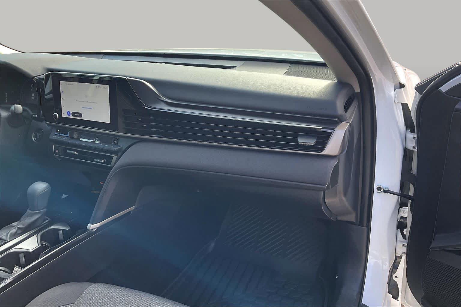 Used 2026 Toyota Camry LE w/ Convenience Package FWD image 18