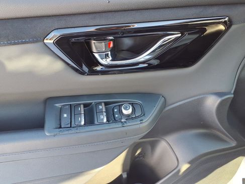 Used 2025 Subaru Forester Limited w/ Popular Package #2 image 14