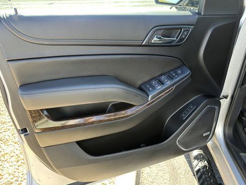 Used 2019 Chevrolet Tahoe LT w/ Luxury Package image 10