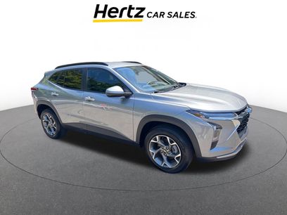 Used 2025 Chevrolet Trax LT